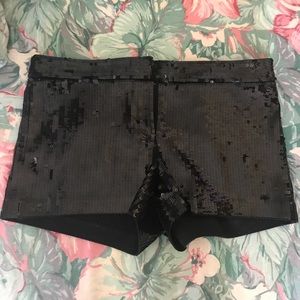 Sequence Express Black Shorts
